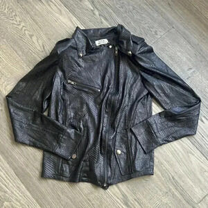 🔥molly Bracken🔥 | Black snakeskin pattern light  jacket